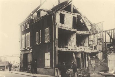  Dreux, rue Saint-Martin, bombardements du 9 juin 1940.